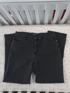 Gloria Vanderbilt Amanda Jeans Size 14